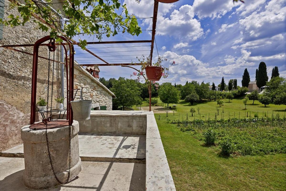 Stara Hiza In Sveti Petar U Sumi Villa Buitenkant foto